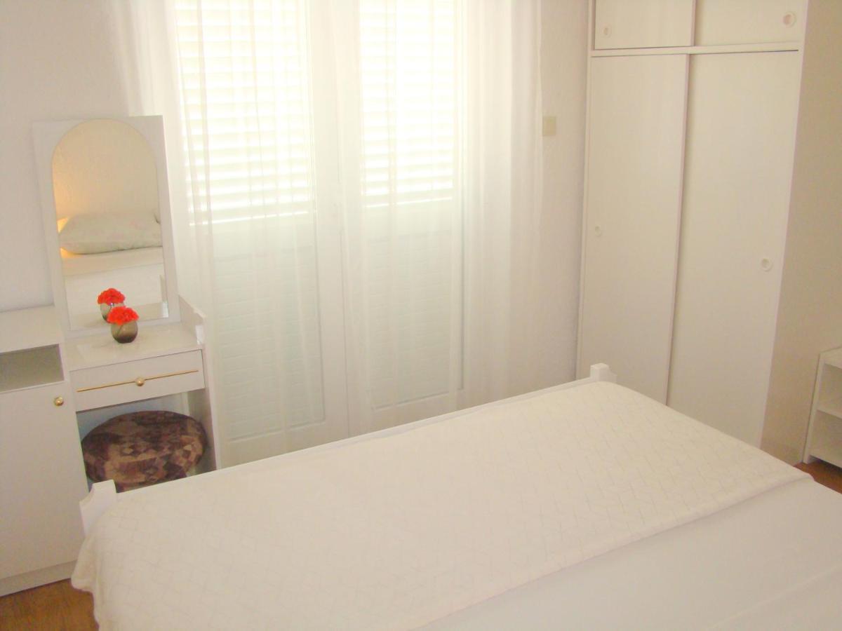 Apartments Ruza Vodice Room photo