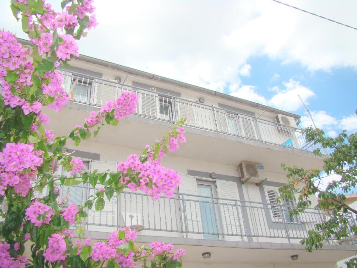 Apartments Ruza Vodice Exterior photo
